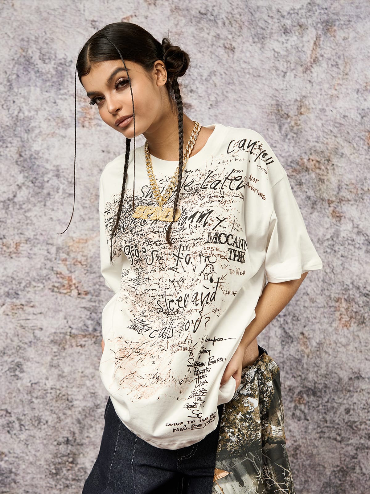 Graffiti Letter Print Oversized T-Shirt - 2417