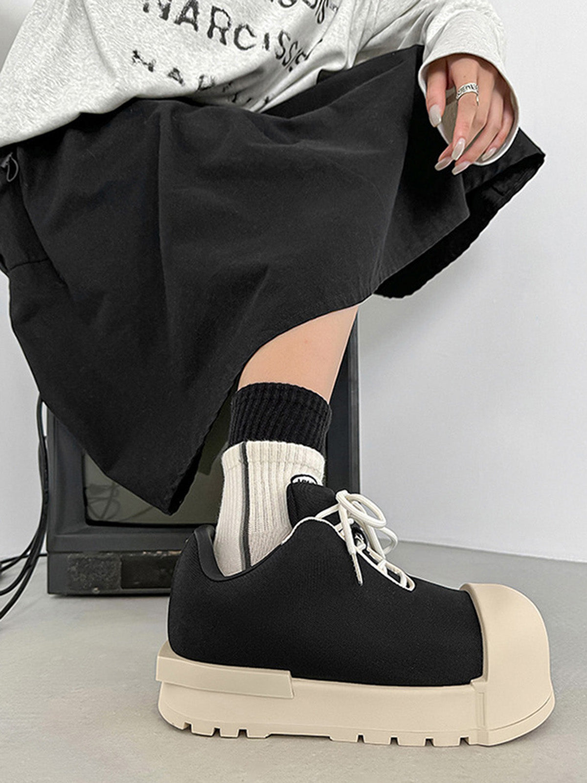 Low Top Canvas Platform Sneakers - 2213