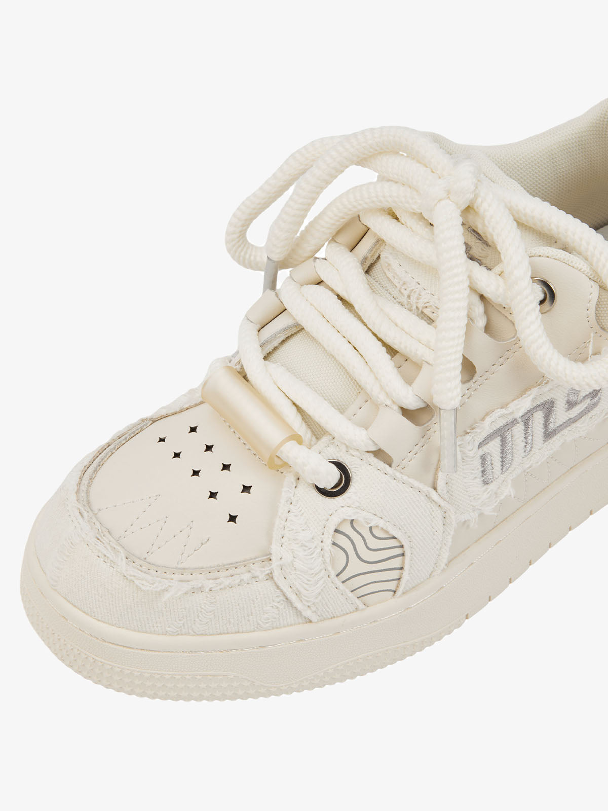 Embroidered Letter Shoes - 2107