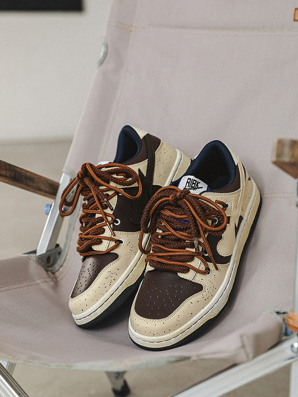 High Street Love Sneakers --1424
